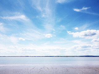 Obraz premium across the thames river