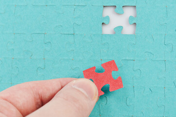 Connecting pieces of puzzle game