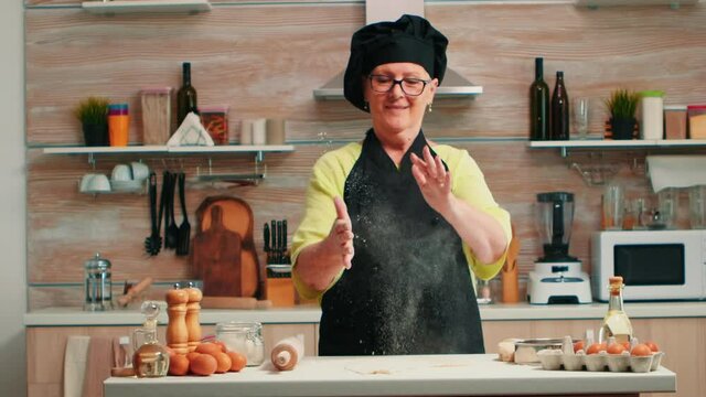 Clape Bilder Durchsuchen 837 Archivfotos, und Videos