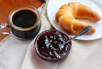 Sweet Breakfast, coffee, bagel and jam