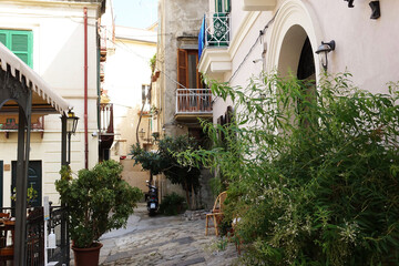 Fototapeta na wymiar Italy. Narrow streets in Tropea