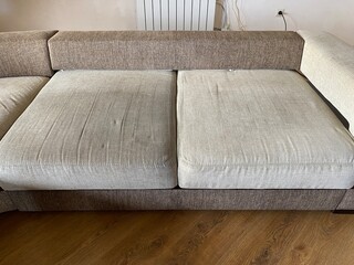 Dry cleaning of the sofa, mattress, carpet, extractor and mechanical brush