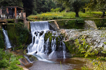 Salto de agua sedoso