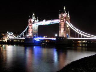 Fototapeta na wymiar Wonderful national monument in London at midnight. Tower bridge in night only with artificial light. 