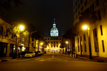 Fototapeta na wymiar Savannah city hall building at night, Georgia
