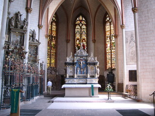 Fototapeta na wymiar Altar Kugelkirche Marburg
