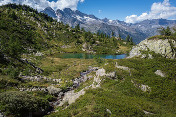 Fototapeta na wymiar alpine lake in the mountains