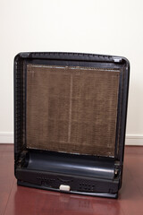 空気清浄器の汚れたフィルター