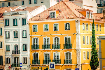 Fototapeta premium View of the facade of a building in the downtown of Lisbon in Portugal 