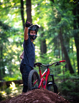 Mountain biker, enduro bike