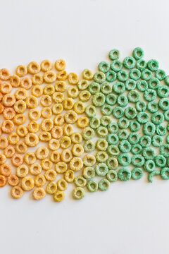 gradient of fruit Os cereal.