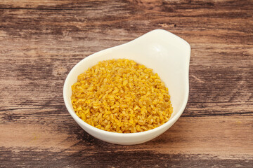 Vegetarian cuisine - dry bulgur for cooking