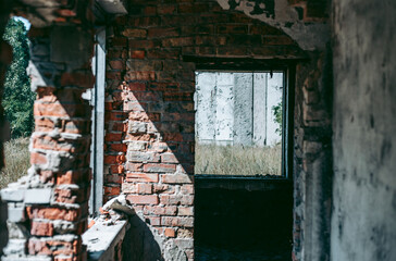 Building a high house in the city