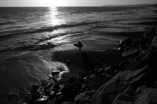 Underexposed beach break.