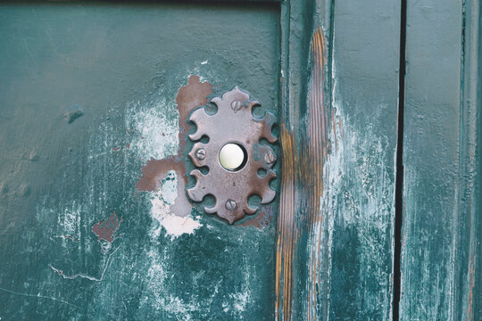 Aventine keyhole