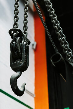 Crane Hook with chain