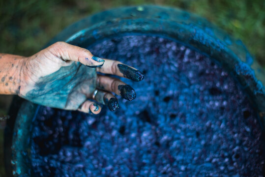 Making indigo cream