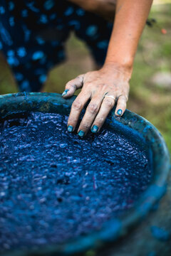 Making indigo cream