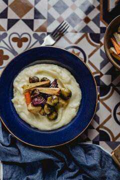 Mashed potatoes with roasted vegetables