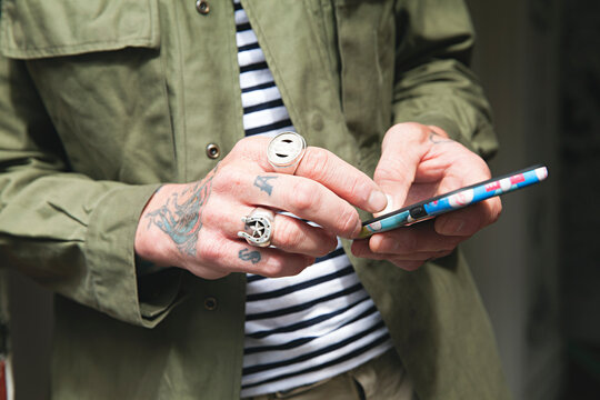 Trendy / cool middle aged man / street style in Australian