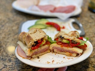 cross-section view of a multilayered sandwich sliced in half