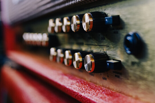 guitar amplifier