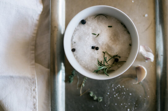 Bowl with herb salt