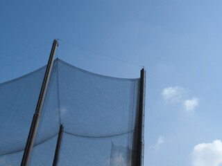 ゴルフ練習場の高いネット