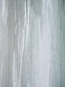 Icicle Formation