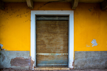 ocher yellow and shutter