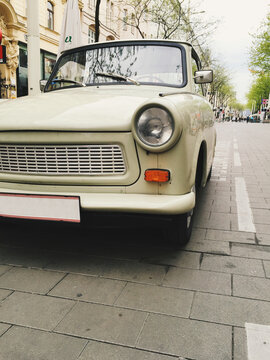 Old car in Vienna