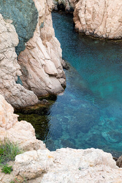 Blue transparent waters of Casta Brava