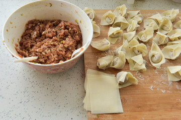 The process of making Chinese traditional food 