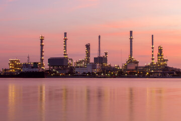 Obraz na płótnie Canvas refinery industry