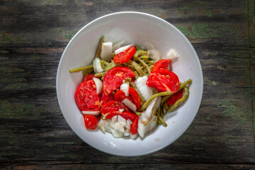 Green Beans in Salad With Tomatoes and Onions