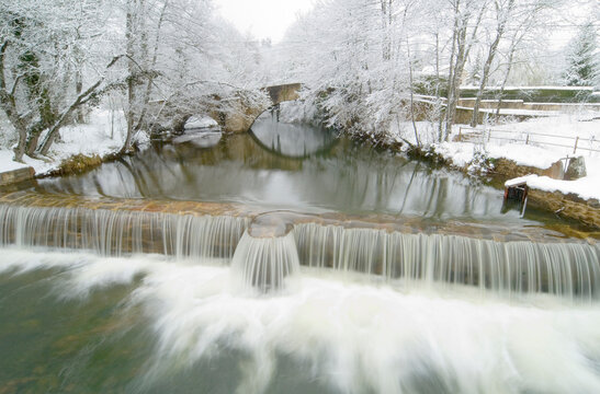Bridge over the river Bayas in the Gorbeia Natural Park, Alava, Pais Vasco, Spain