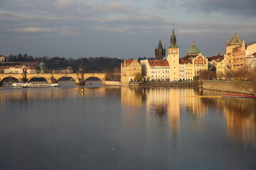 Fototapeta na wymiar River in Pague, Czech Republica, Praha, Praga