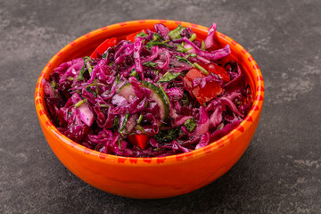 Pickled red cabbage with herbs