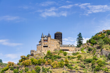 Fototapeta premium Burg Katz bei St. Goarshausen am Rhein im Mittelrheintal