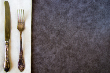 Tableware and dishware setting, folk and knife