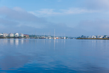 Obraz premium Scenic View on the Water