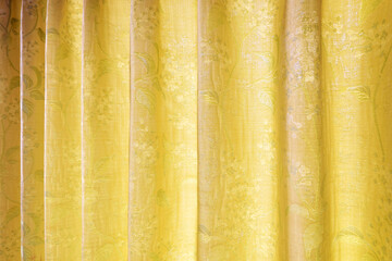 外光があたるカーテンの奥行イメージ