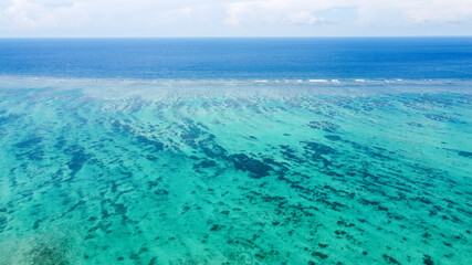 沖縄・石垣の海