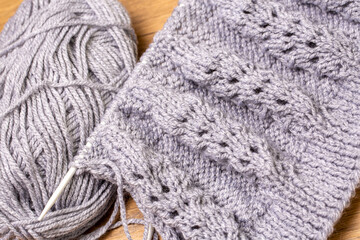 Fototapeta na wymiar Knitting and knitting needles with wool