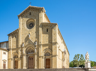 Fototapeta na wymiar View at the Cathedral of Saint Donatus in Arezzo, Italy