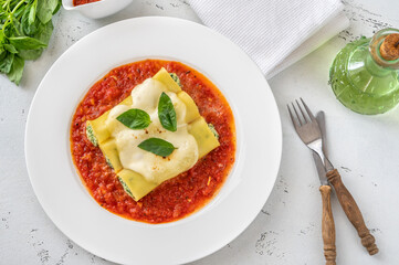 Spinach and Ricotta Cannelloni