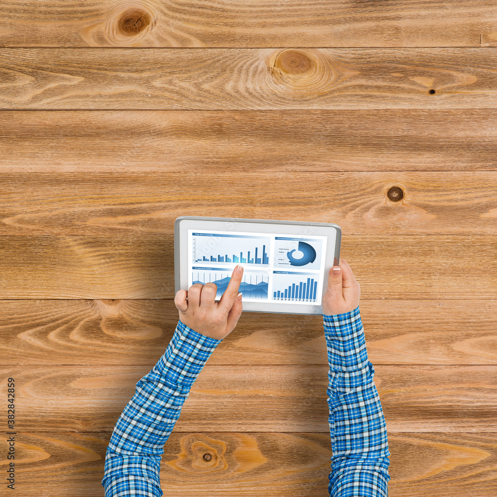 Poster using financial application