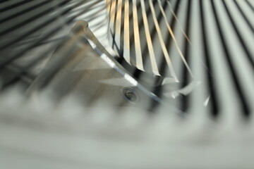 close fan