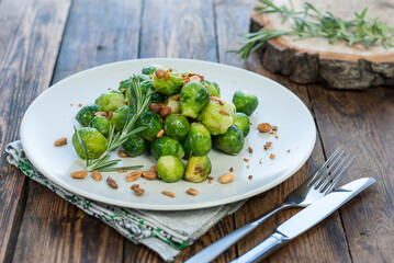 broccoli stew, vegetarian dish