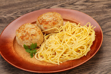 Spaghetti with homemade chicken cutlet